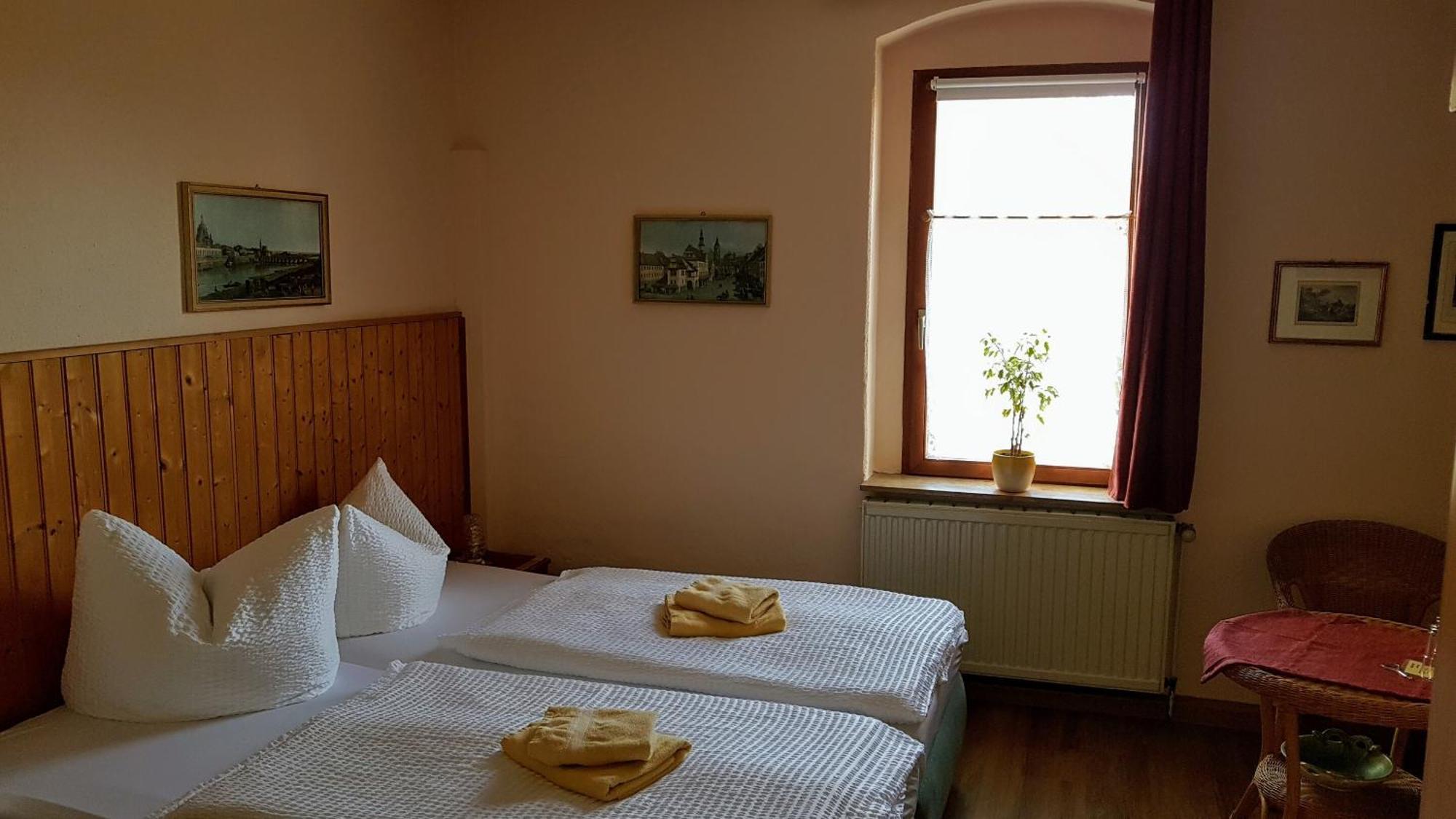 Pension & Gasthaus Nostalgie Altendorf  Ngoại thất bức ảnh